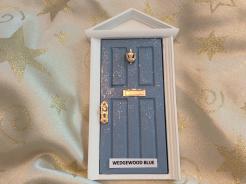 Wedgewood blue sparkle door Wedgewood Blue
